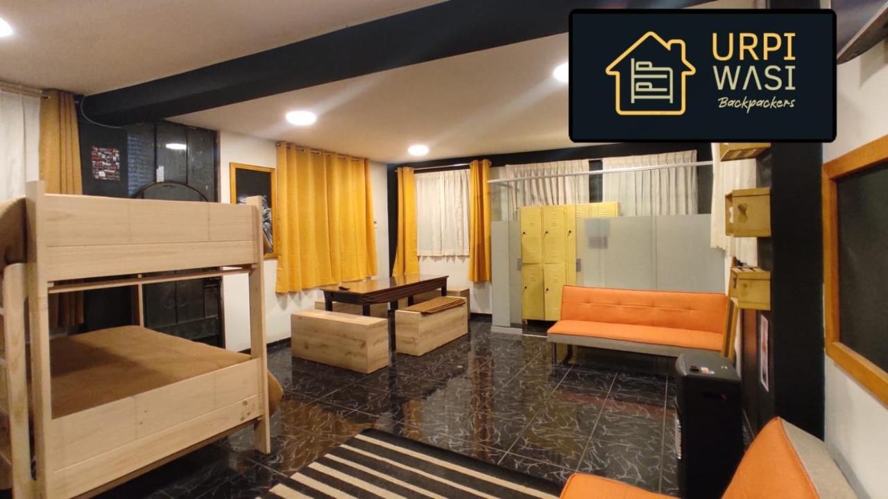 Bed and Breakfast Urpi Wasi Backpackers Puno Exterior foto