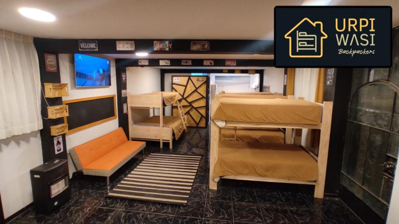 Bed and Breakfast Urpi Wasi Backpackers Puno Exterior foto