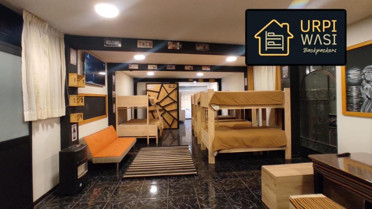Bed and Breakfast Urpi Wasi Backpackers Puno Exterior foto
