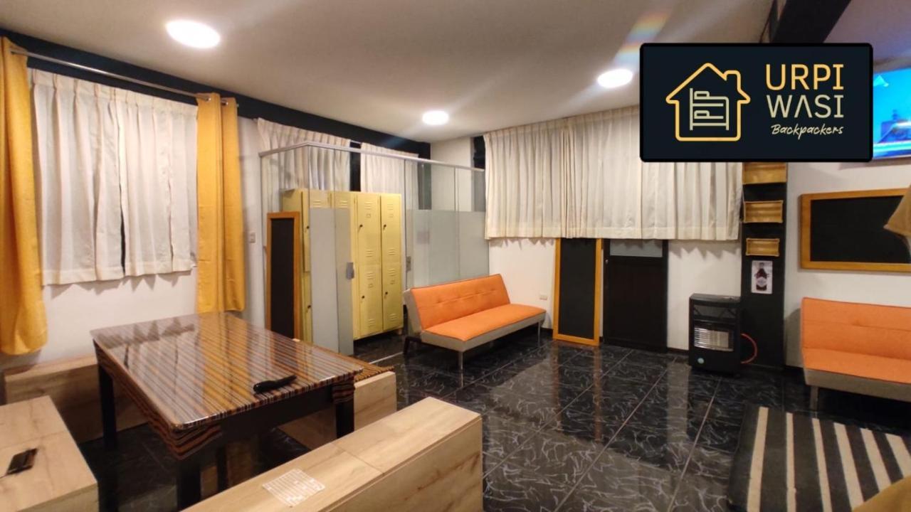 Bed and Breakfast Urpi Wasi Backpackers Puno Exterior foto